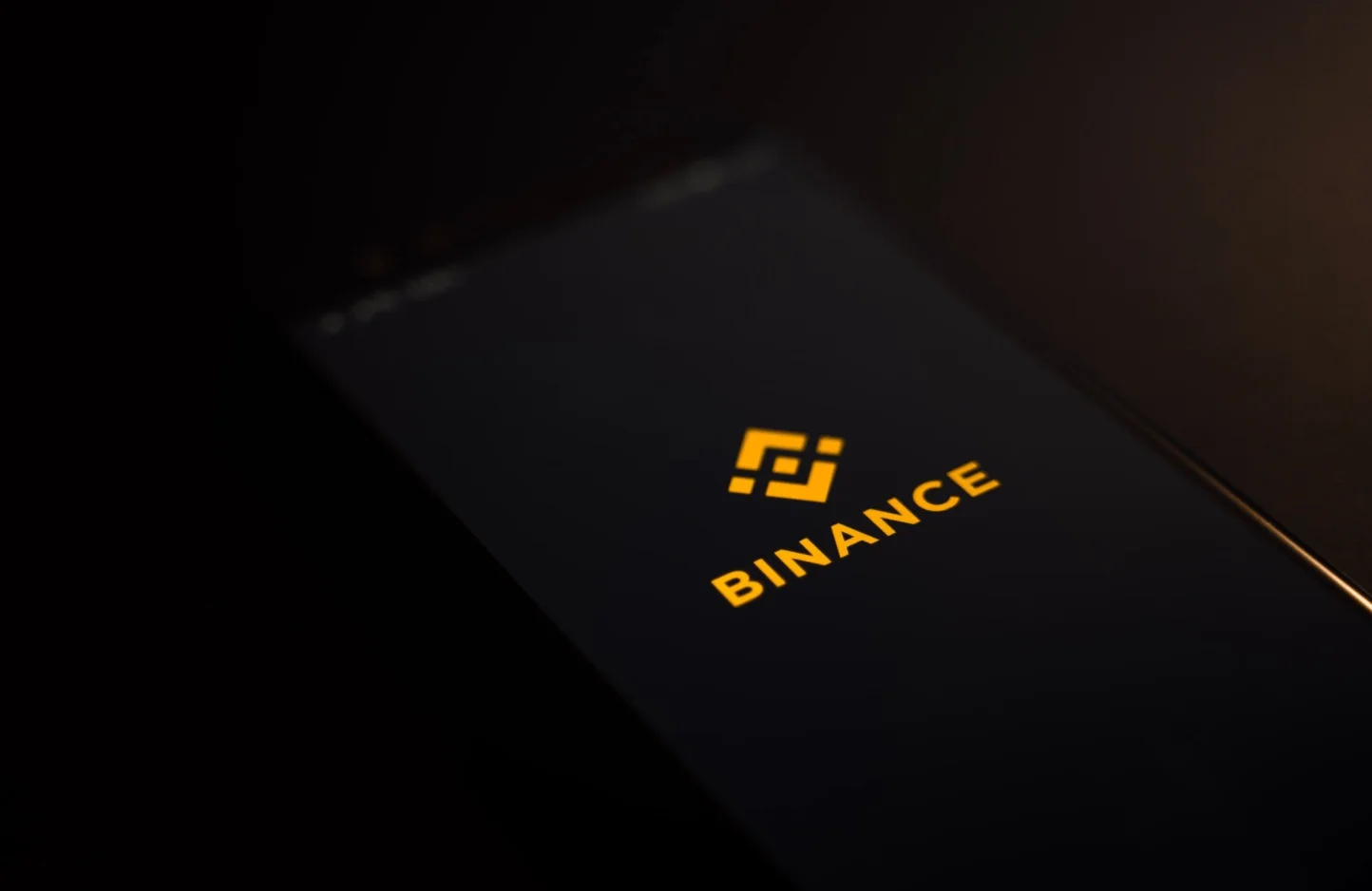 Binance hires ex dark web specialist from Europol