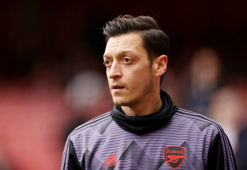 Özil sets to launch cryptocurrency to promote his clothing line