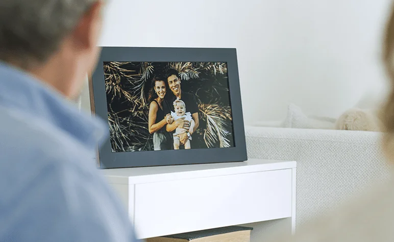 Netgear integrates crypto wallet MetaMask into its Meural Smart Picture Frame