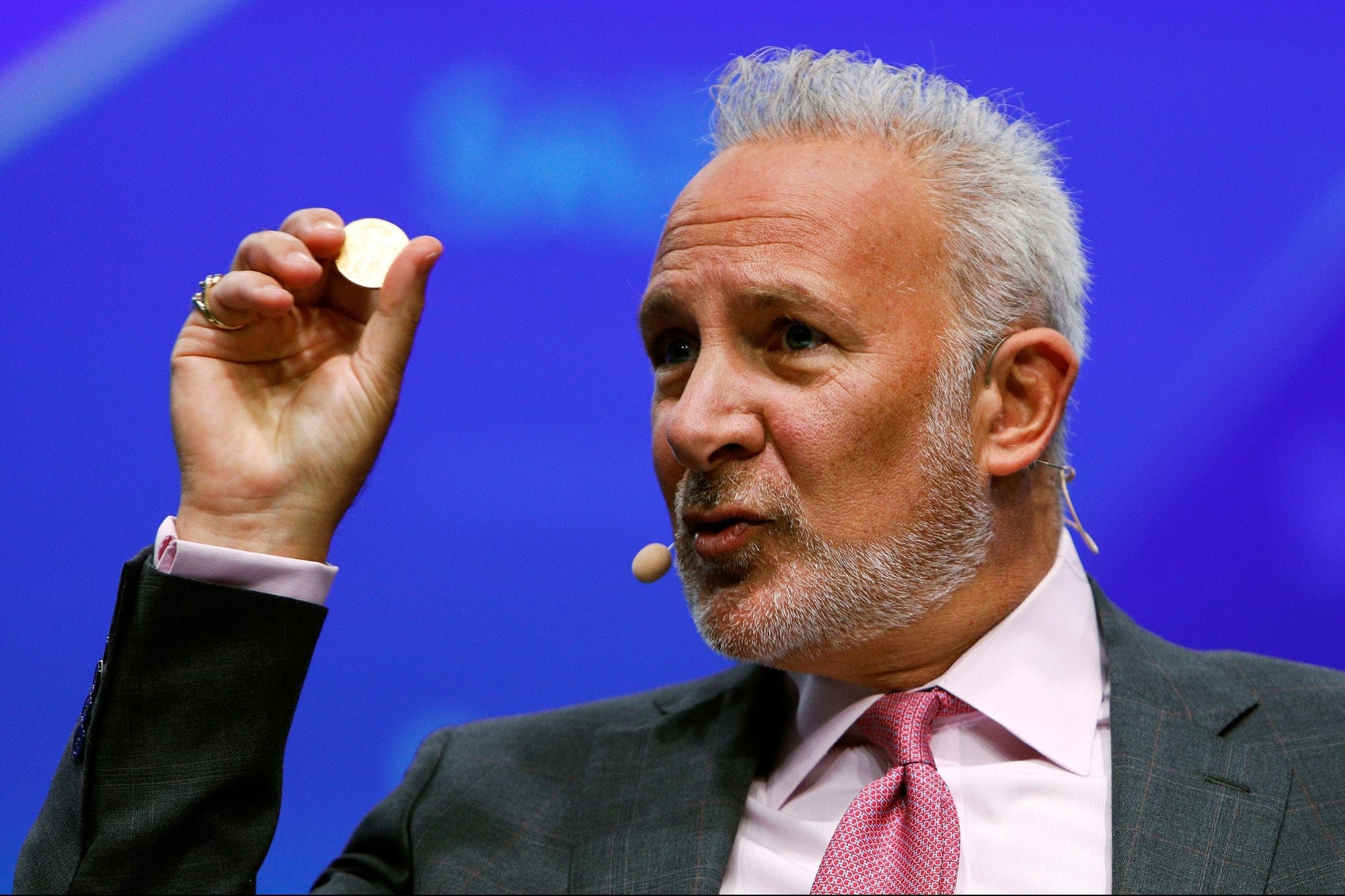 Bitcoin vs Bank: Nayib Bukele tells Peter Schiff why banks can't beat BTC