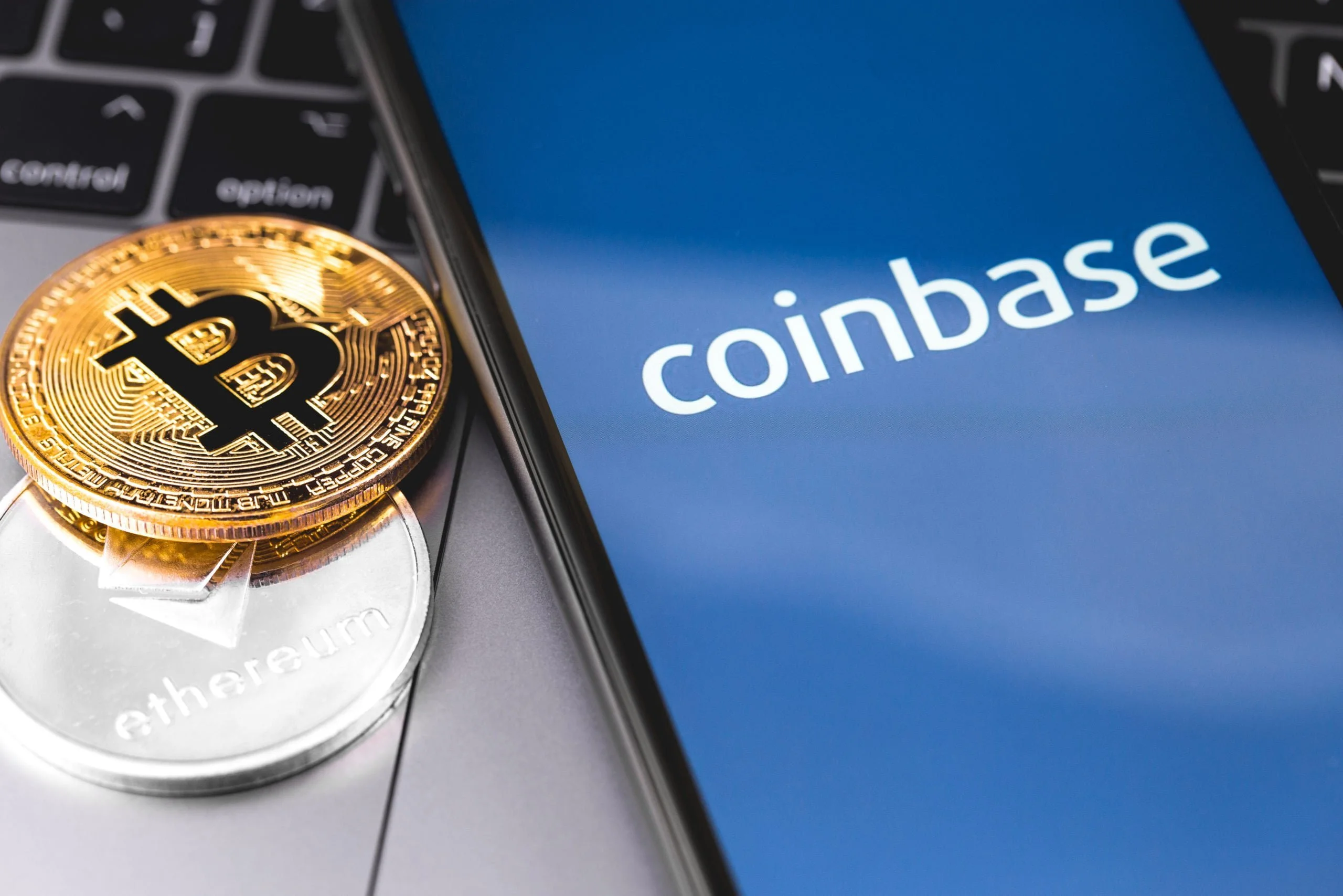 Coinbase disputes claims of selling client data to US authorities