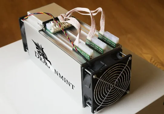 Bitcoin ASIC miner prices reach lowest point since 2021