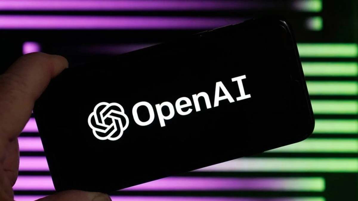 OpenAI Debacle Encourages Support for Open Source AI Competitor