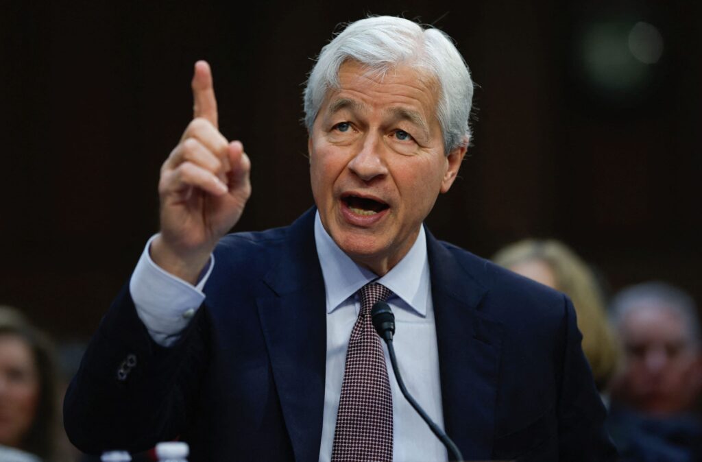 Jamie Dimon Tags Bitcoin as Scam 