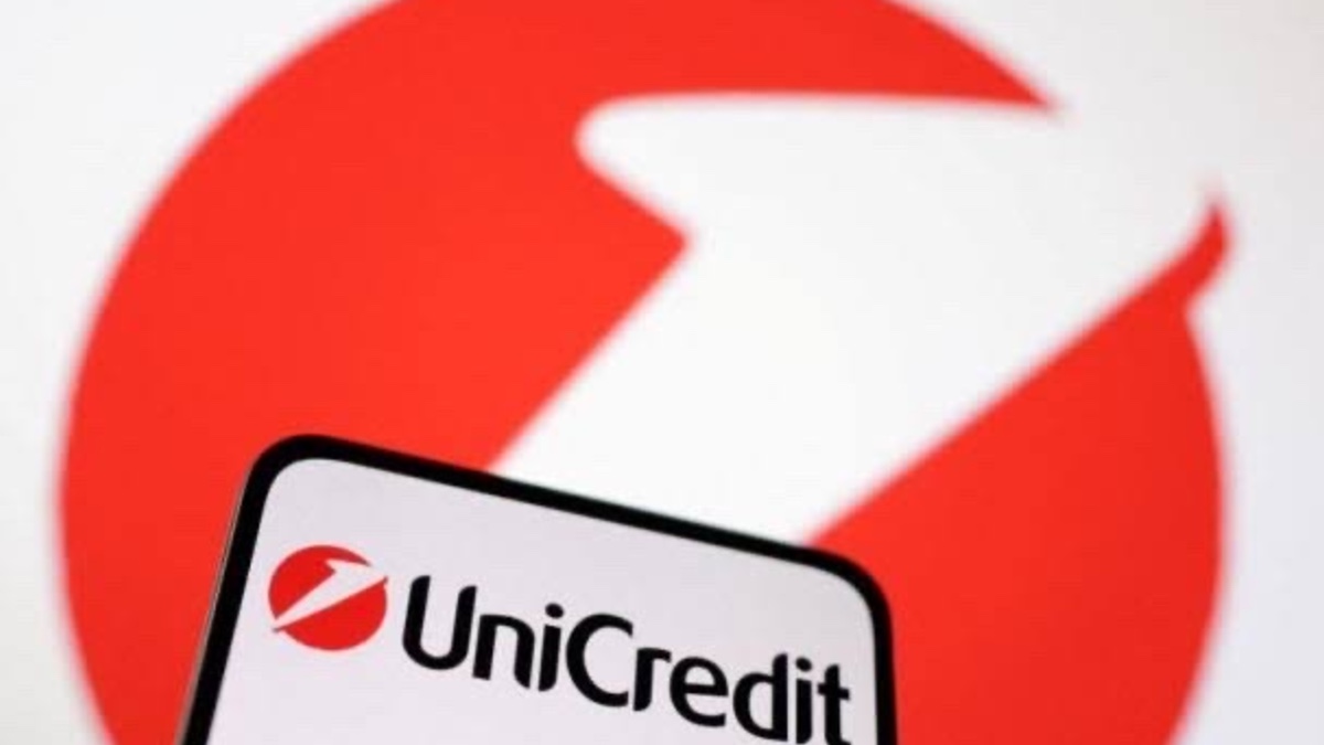 CEO of UniCredit Supports Digital Euro with Banks' Role Intact 