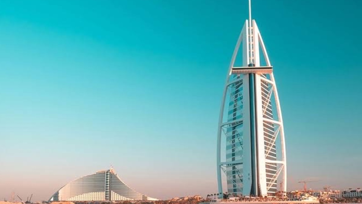 Dubai Customers Launches Blockchain Platform