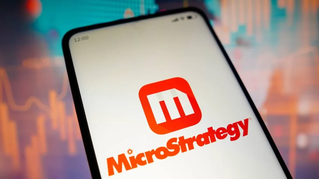 MicroStrategy Acquires Additional 18,300 Bitcoin