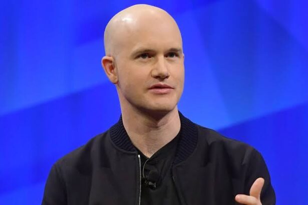 Coinbase Co-Founder Backs John Deaton Against Sen. Warren