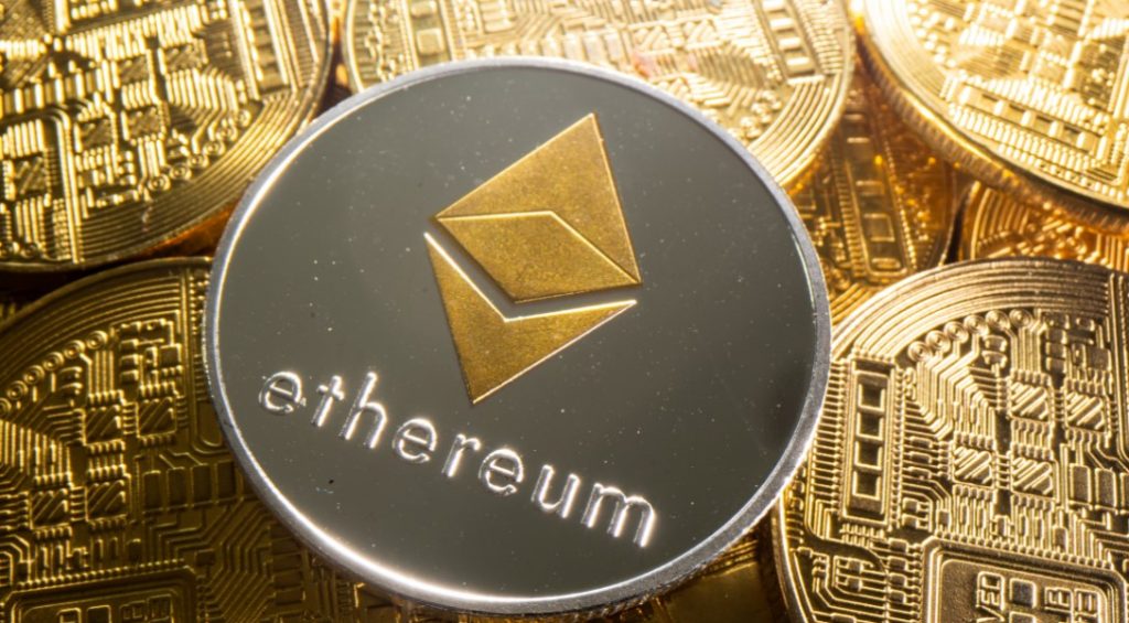 The Ethereum Gas Fee Drops to an 8-Month Low, Bill Barhydt Makes a $30,000 ETH Bull Case