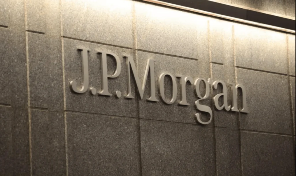 Breaking news: JPMorgan Chase closes Uniswap founder's bank accounts 