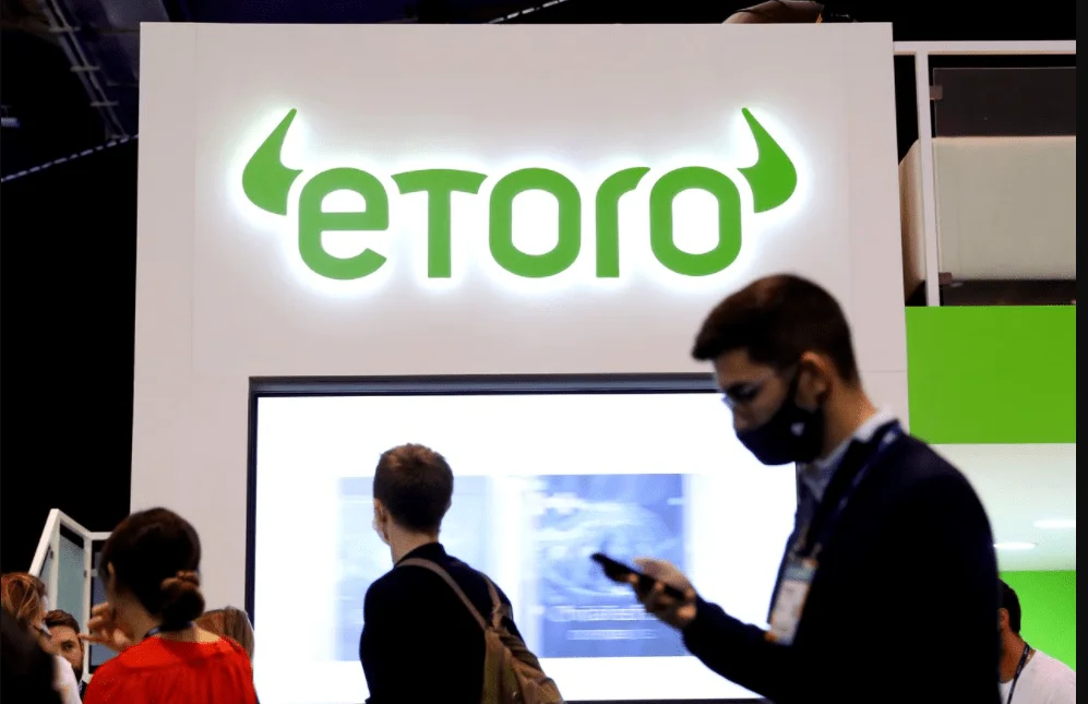 eToro announces the launch of smart portfolios for new metaverse investors