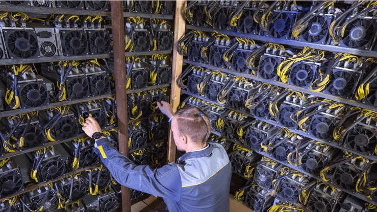 How much does a Bitcoin mining rig cost? | Coinscreed 