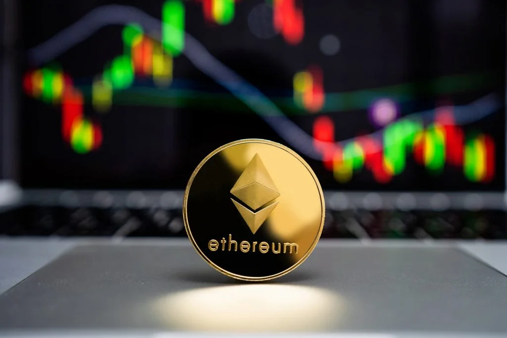 Ethereum Tests The $2,000 Mark, Why ETH Could Extend Bull Run | Coinscreed