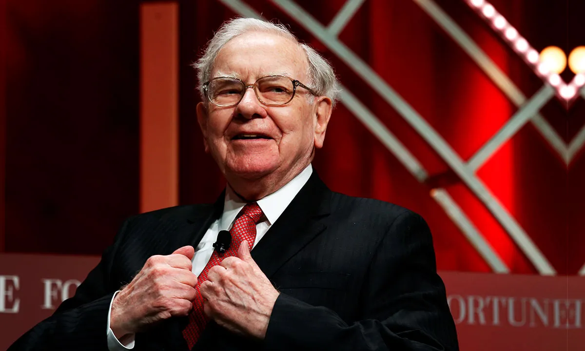 Crypto Community Reacts As Warren Buffett Says He Will Never Buy Bitcoin Even At $25