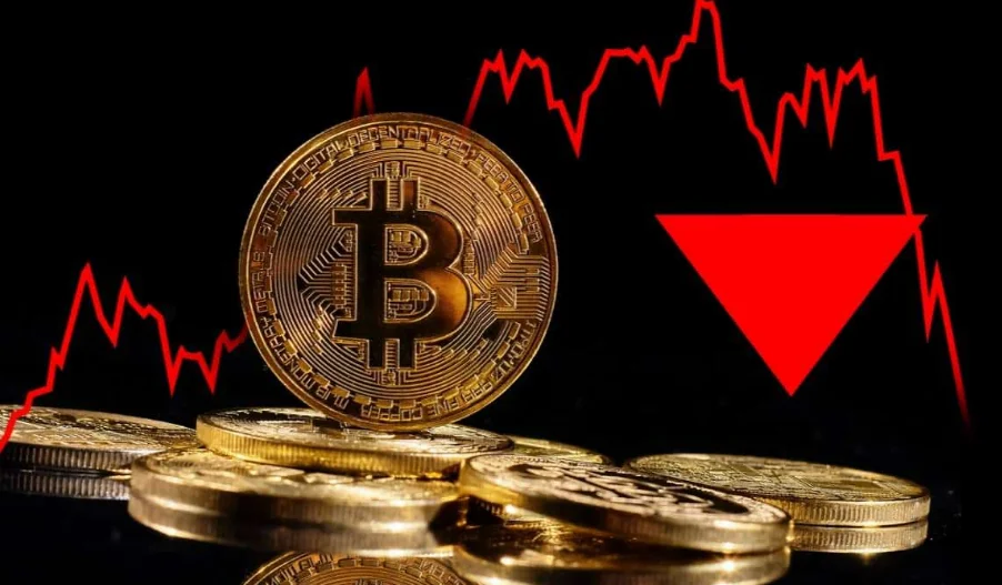 Bitcoin profitability declines to 4-year low for 'hodlers'