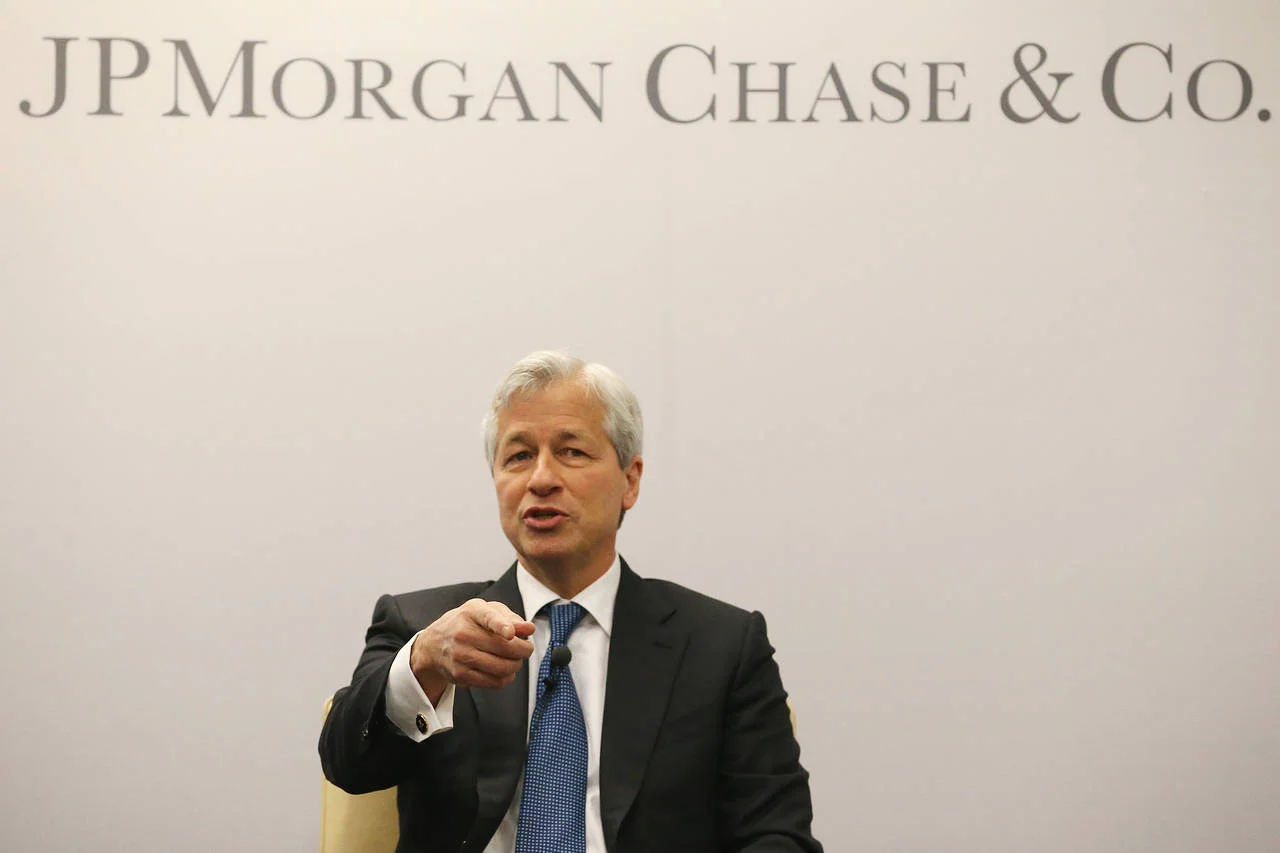 JPMorgan CEO Warns of Looming Economic Storm