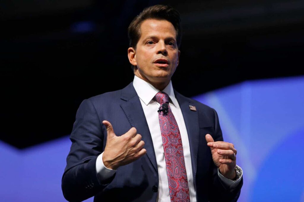 Scaramucci Maintains Bitcoin Bullishness Amid Institutional Inflows