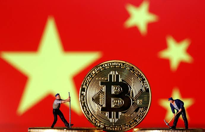 China Controls 55% of Bitcoin Hashrate Despite Crypto Ban