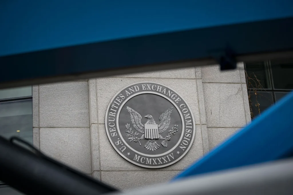 US SEC Twitter Hack Suspect Nears Plea Deal 