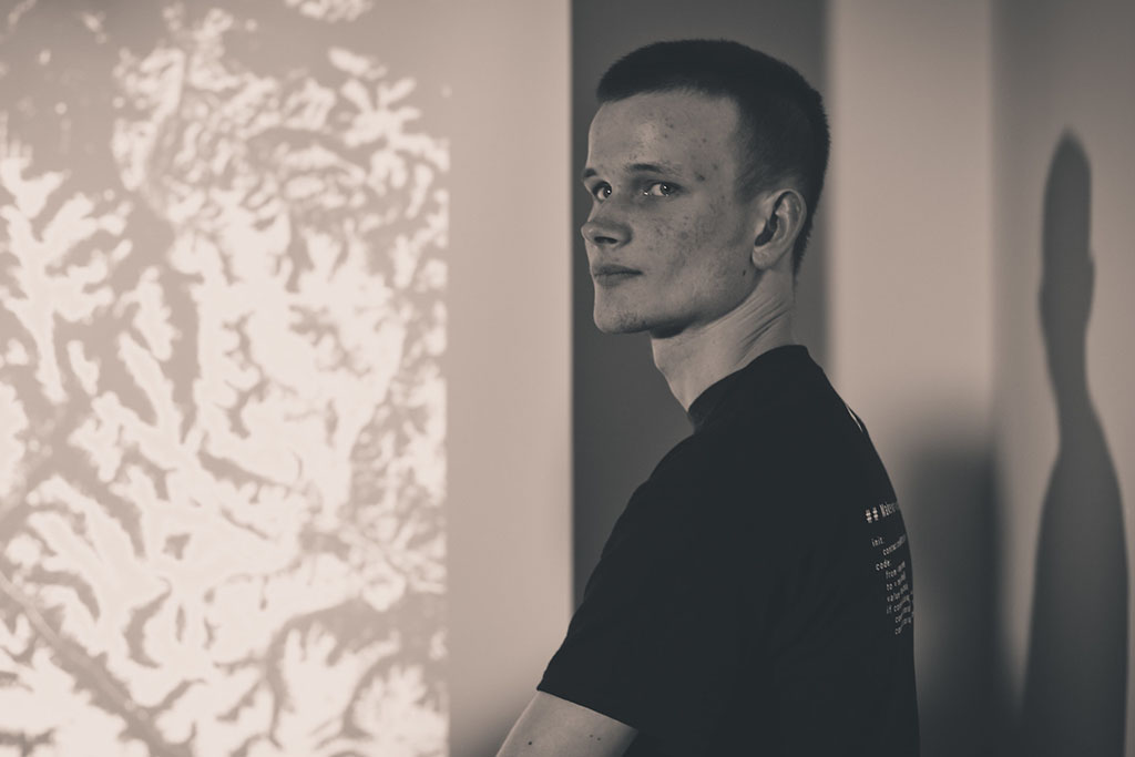 Vitalik Buterin, Jesse Pollack Buy Super Anon Tokens On Base